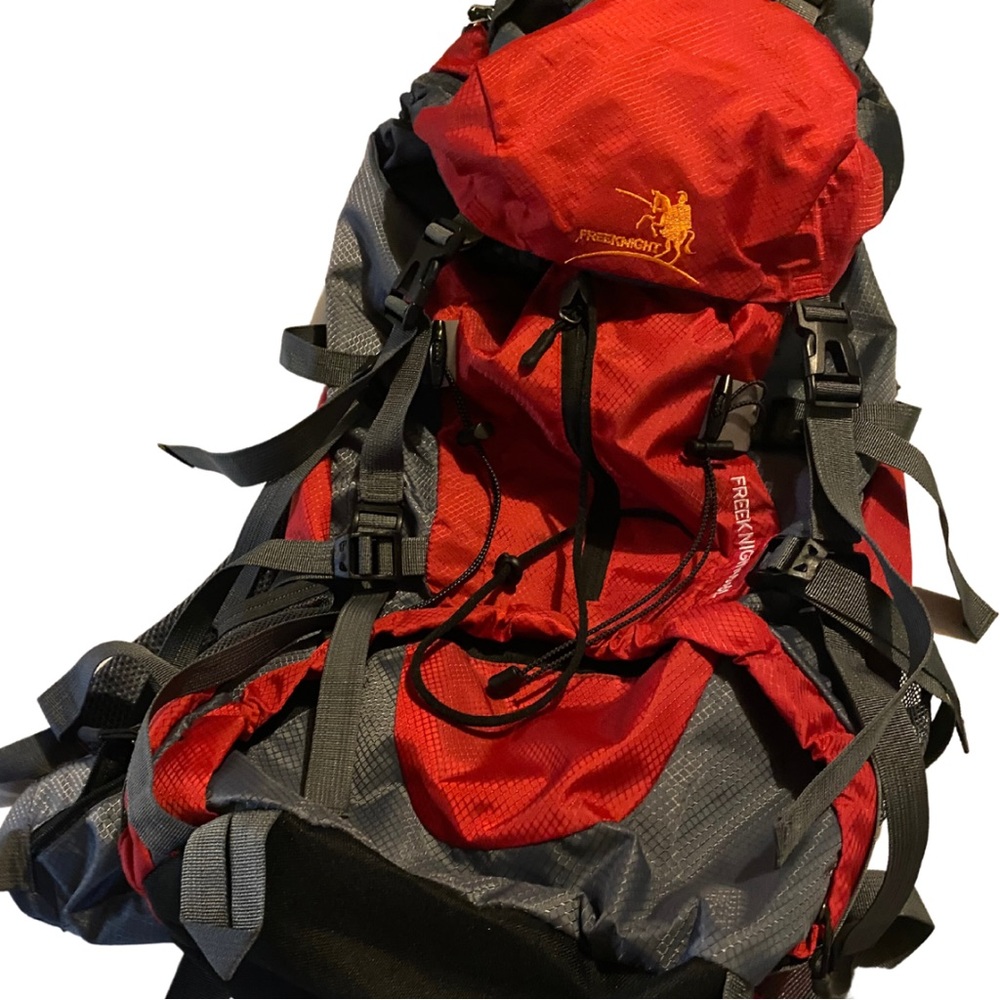 FREEKNIGHT Hiking Backpack